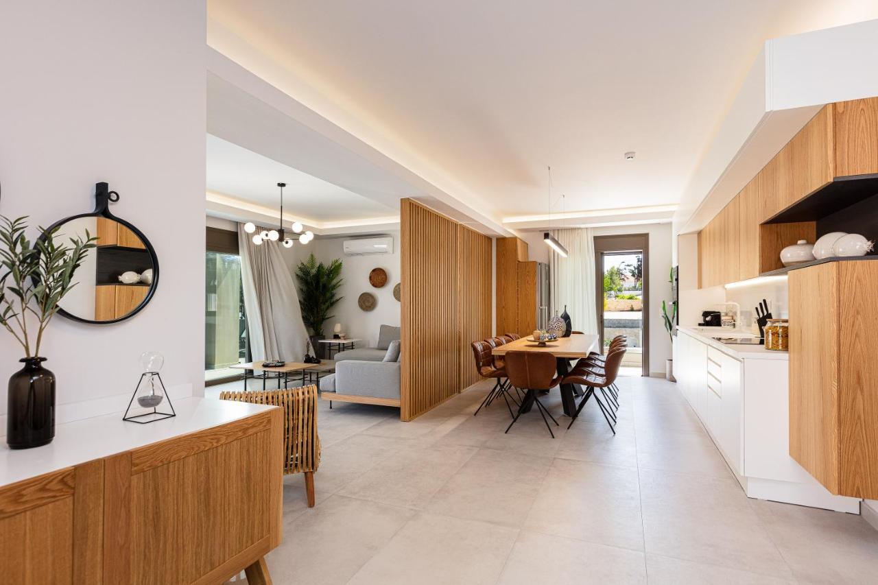 Lagoon Seabreeze Villa, Sumptuous Retreat, By Thinkvilla Pánormosz Kültér fotó