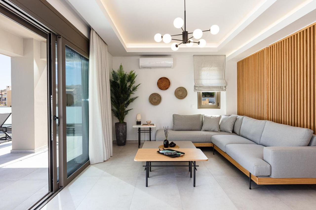Lagoon Seabreeze Villa, Sumptuous Retreat, By Thinkvilla Pánormosz Kültér fotó